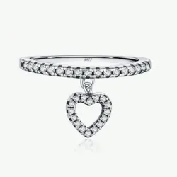 Anillo con colgante de corazón oscilante