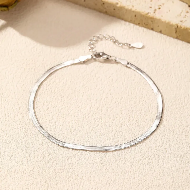Brazalete apilable de cadena simple de serpiente de plata de ley 925