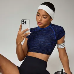 Camiseta deportiva corta sin costuras 0057