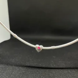 Colgante de plata de ley 925 con forma de corazón