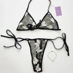 Set de lencería de malla con bordado de mariposa