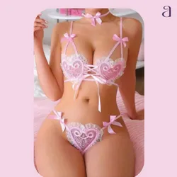 Set de lencería de malla rosa en forma de corazón