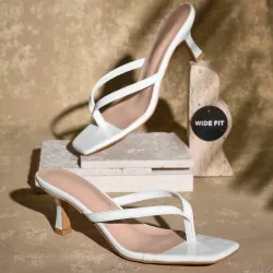 Tacones descalzados L0835