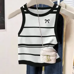 Top con rayas y detalle de lazo L0519