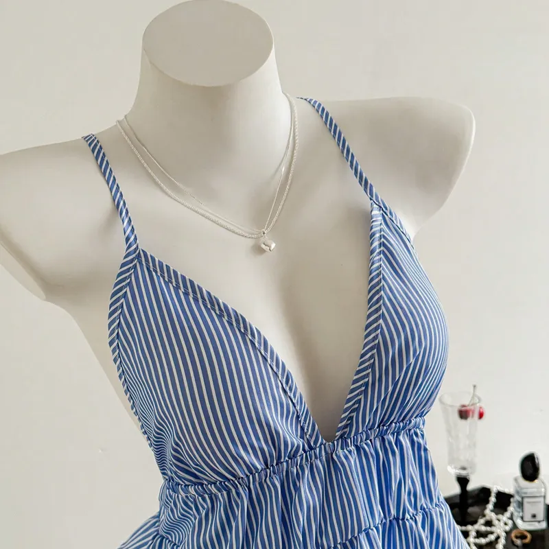 Top halter sin espalda casual a rayas