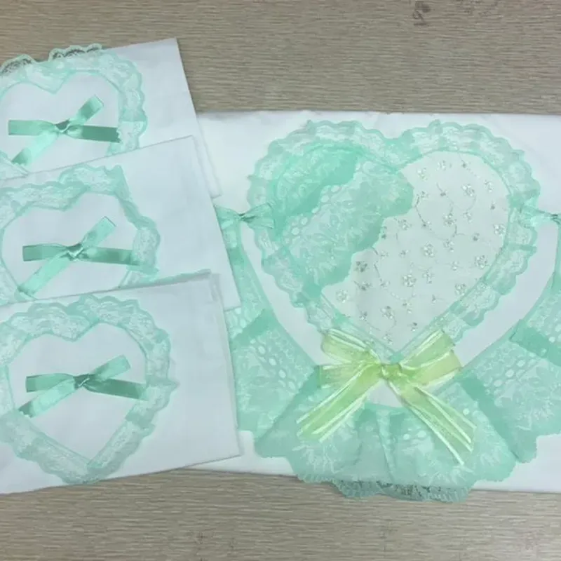 🐨 Sábana con 3 fundas bordado verde