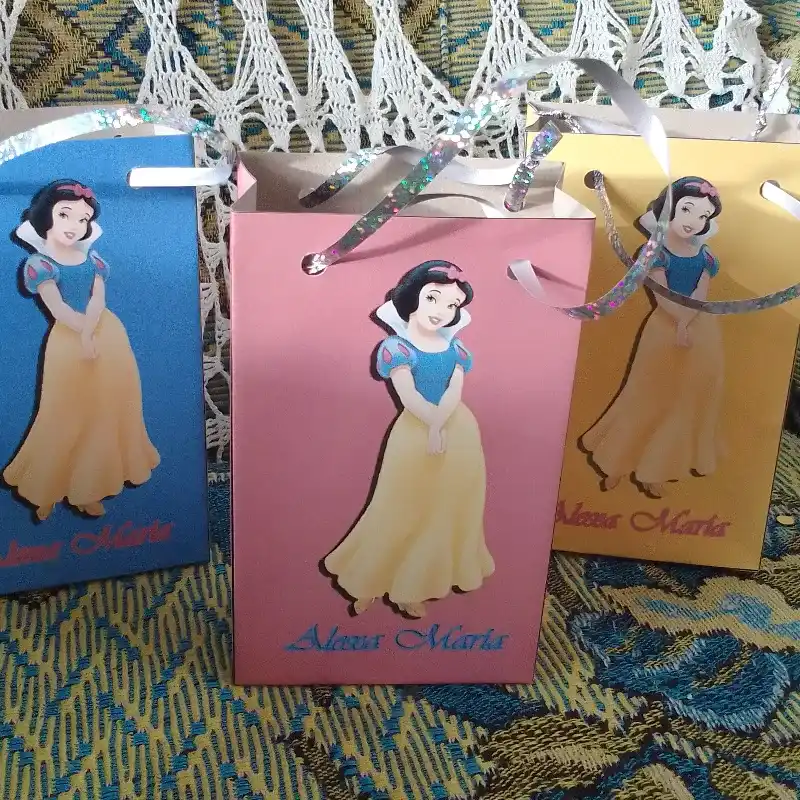 Bolsa de regalo mediana 21x12x6cm personalizada