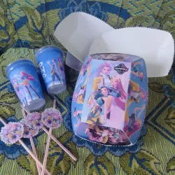 Set de buffet 15piezas Guerreras K-pop