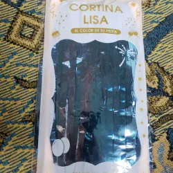 Cortina azul clara 