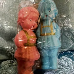 Muñeca plástica 