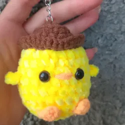 Pollito c/sombrero de vaquero