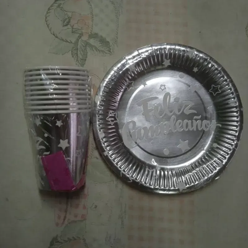 Set para buffet original plateado (10 vasos y 10 platos)