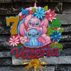 Topper grande personalizado nombre y edad en foami