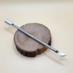 Empujador de cutículas