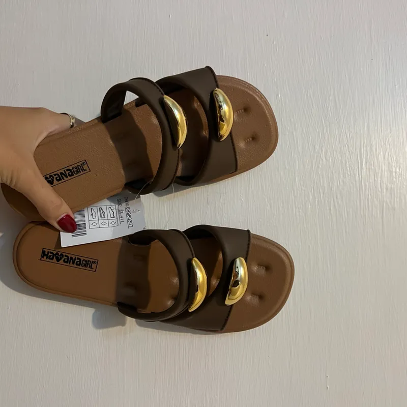 Sandalias
