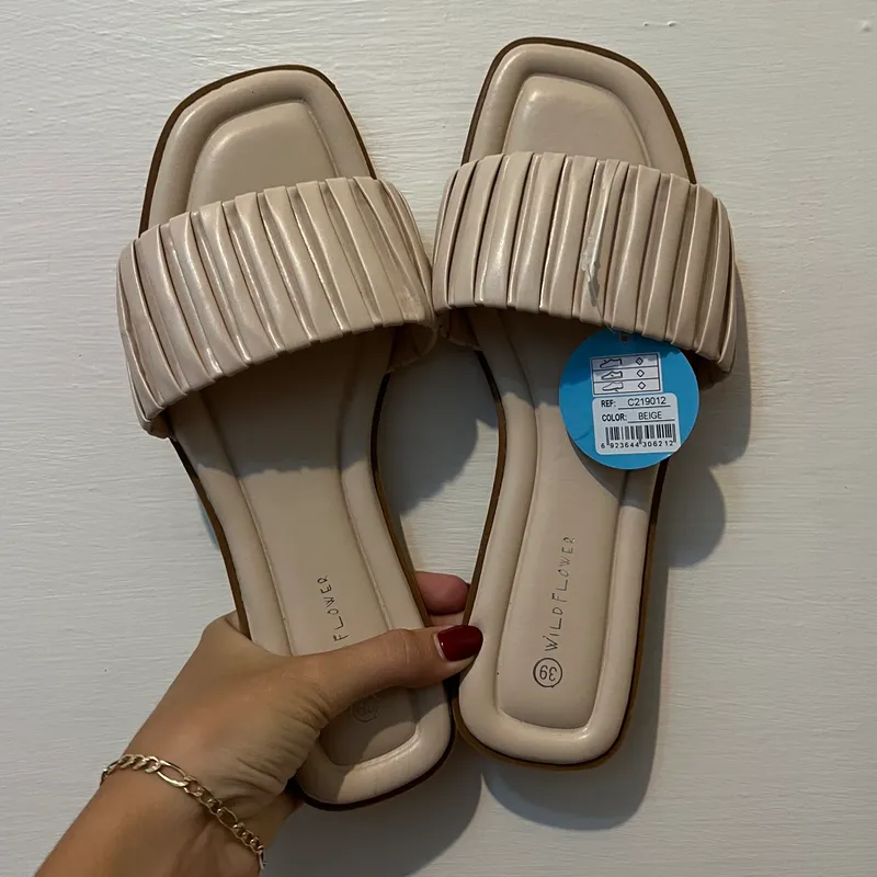Sandalias Beige Clarita