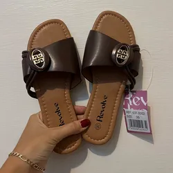 Sandalias Revolve Carmelita Oscuro