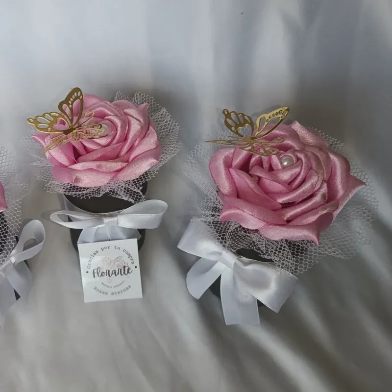 Mini cajita con rosa