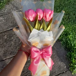 Ramo de Tulipanes 3