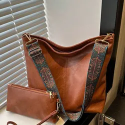 Bolso carmelita con monedero 