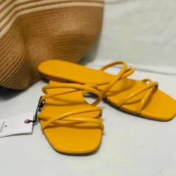 Sandalias Mostaza SPRINGFIELD 