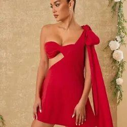 Vestido rojo lazo en un hombro 