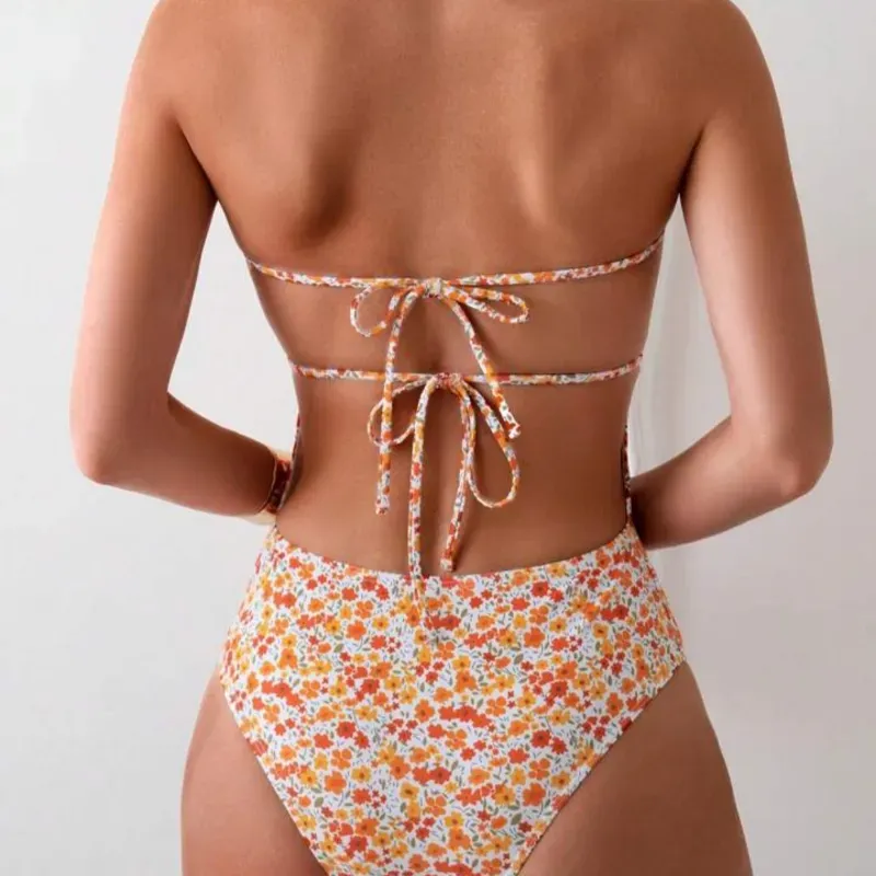 Bañador entero de flores