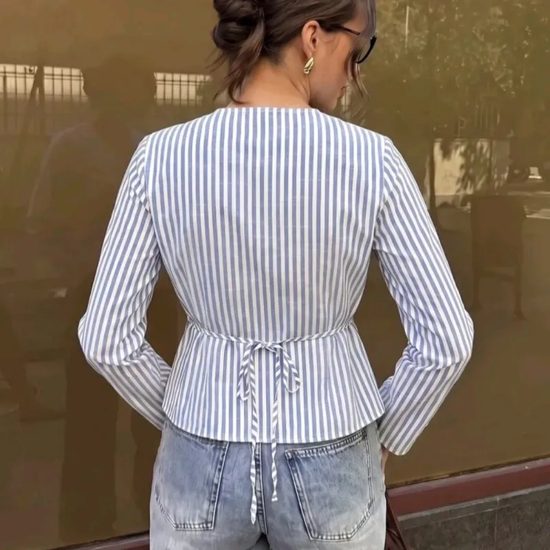 Blusa Azul Rayada Lazos Traseros