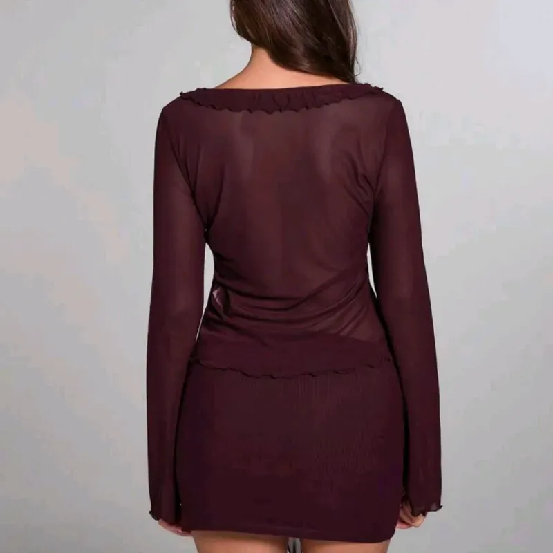 Blusa BAE de volantes/ Burdeos