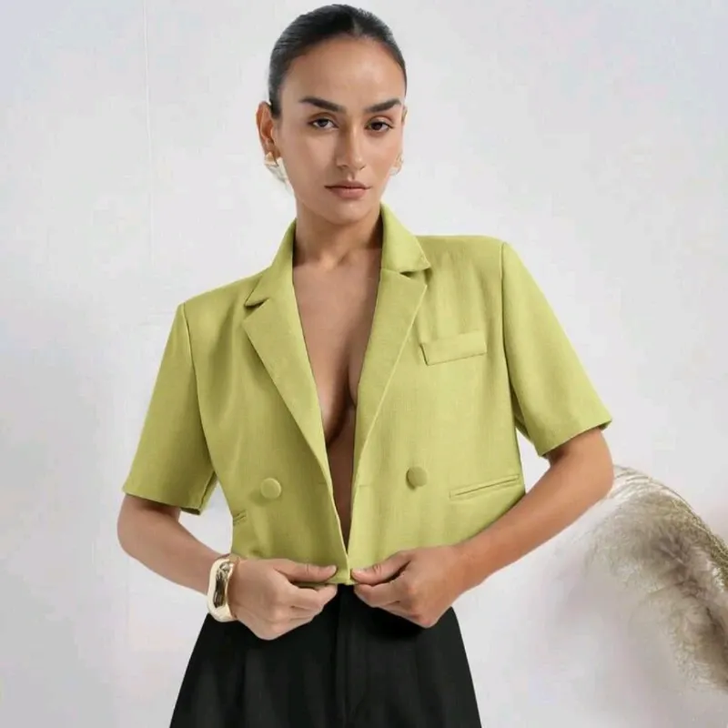 Blusa Blazer Crop Pistacho