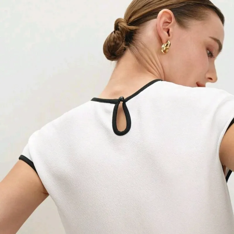 Blusa Chanel Chic