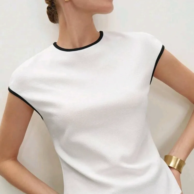 Blusa Chanel Chic