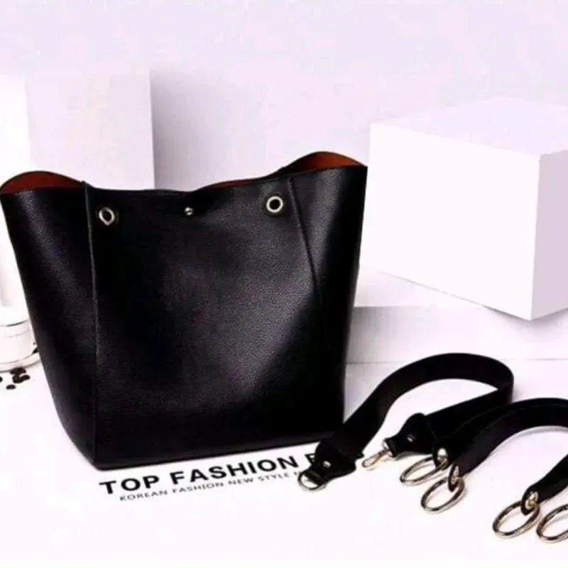 Bolso tipo cubo/ Marrón 