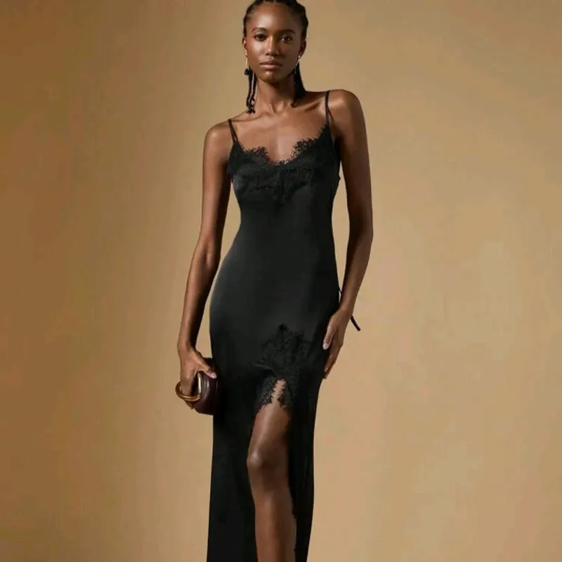 Briarwyn Vestido lencero/ Negro