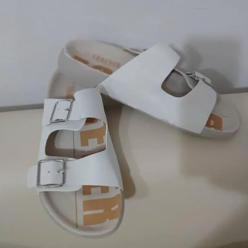  Chanclas estilo Practicas