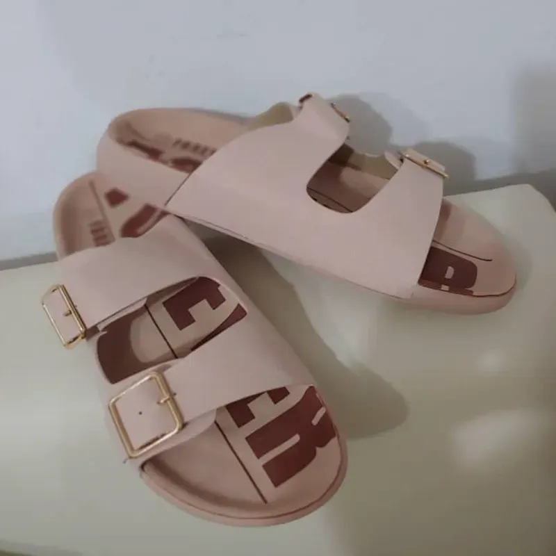  Chanclas estilo Practicas