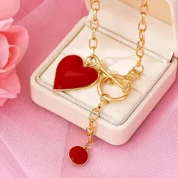 Collar/ Corazón rojo