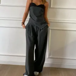 Conjunto asimétrico/ Gris