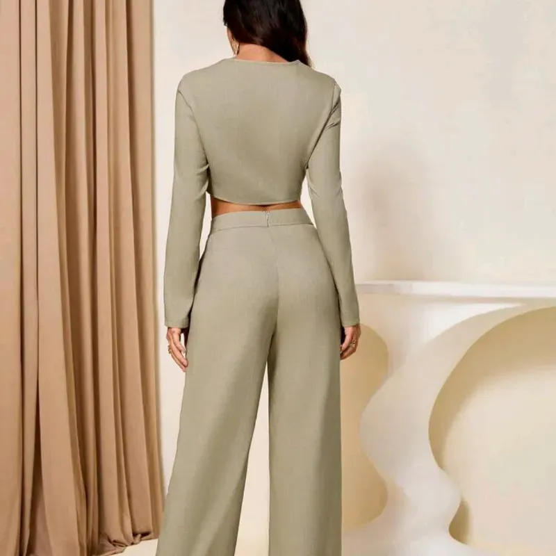 Conjunto con top calado/ Caqui