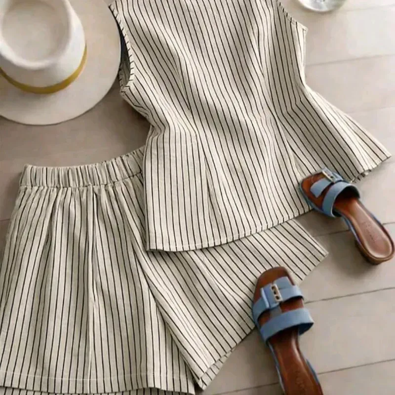 Conjunto short/ camisa tejido a rayas