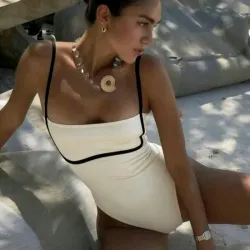 Polovedo traje de baño/Blanco