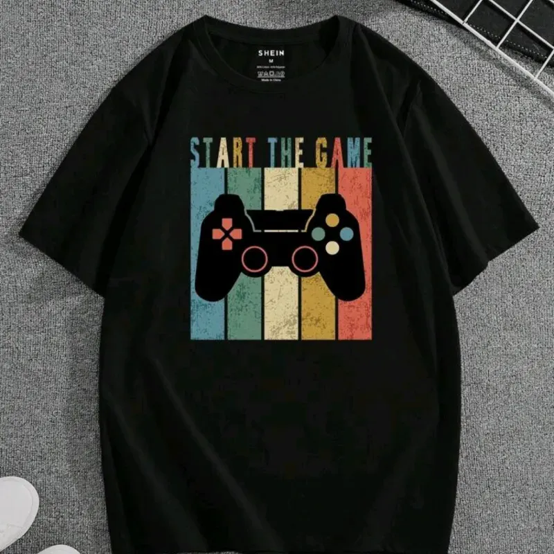 Pullover Negro/ Dibujo Mando de Juego