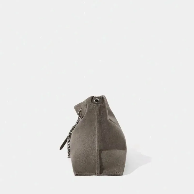 Shekry Bolso sobre/ Gris