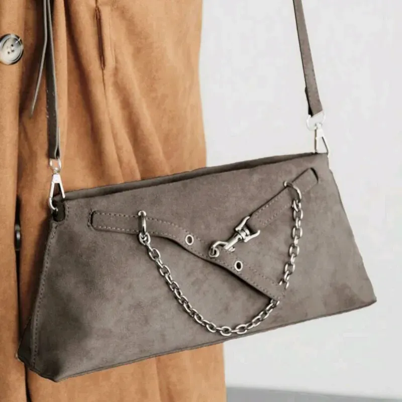 Shekry Bolso sobre/ Gris