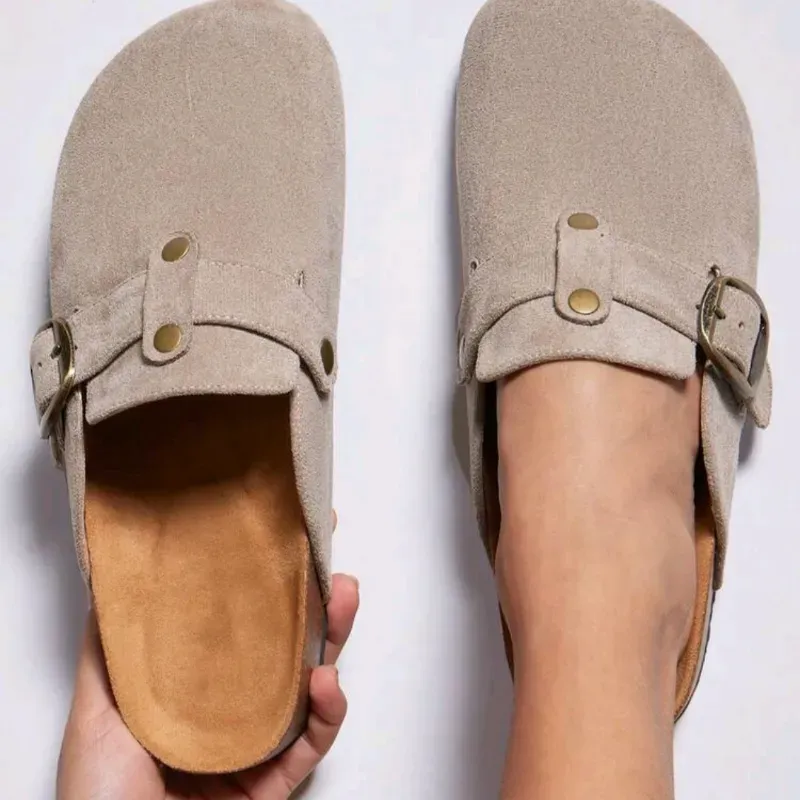 SHUZIA Zuecos/ Beige