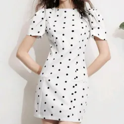 Vestido Blanco Lunares Negros