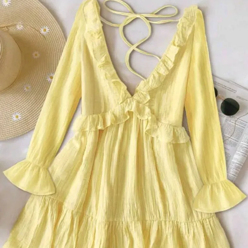 Vestido Yellou minimalista