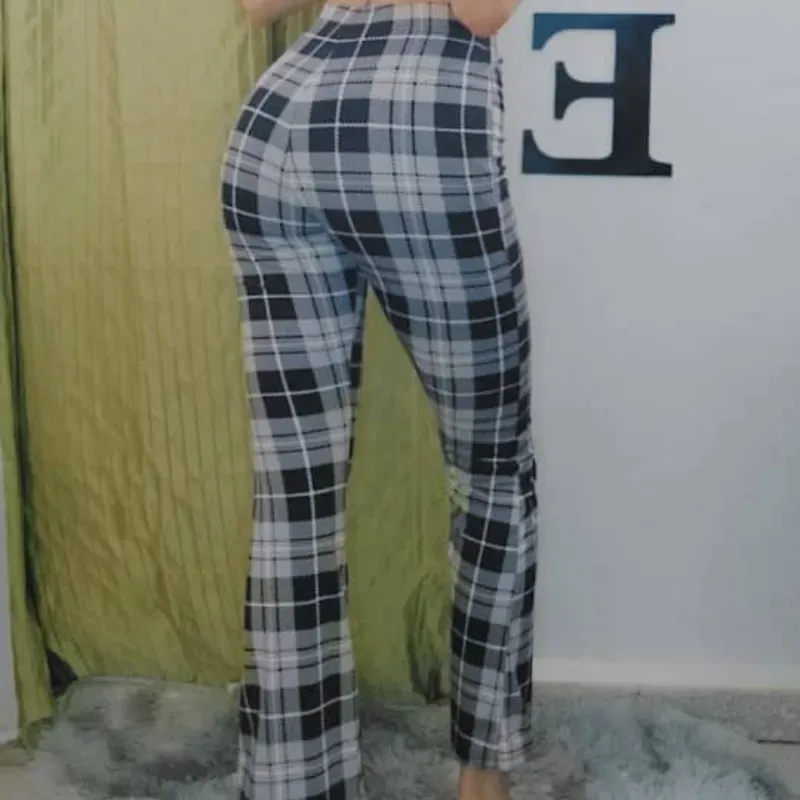 Pantaloneta cuadros 