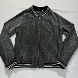 Abrigo Negro de Brillo