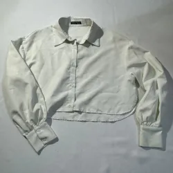 Camisa Corta Blanca de Mangas Largas Abullonadas